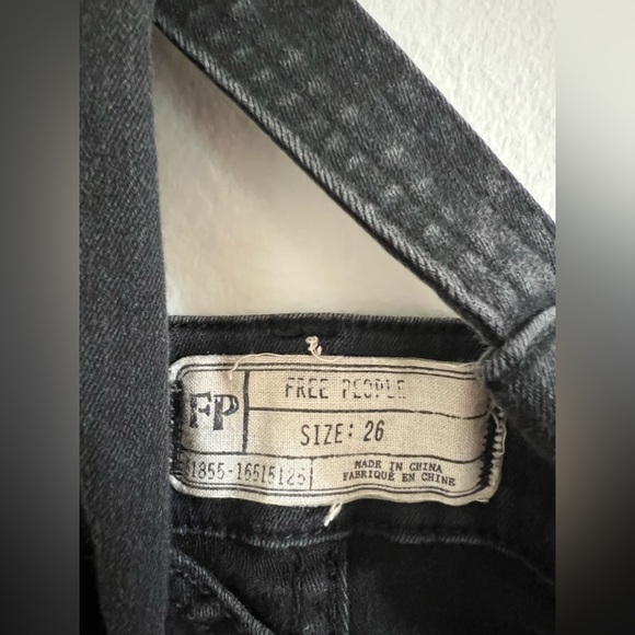Free people stretchy Jean overalls - Picture 3 of 3